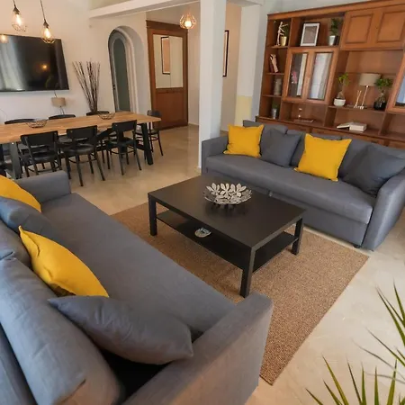 Apartment Large With Terrace And Spa *