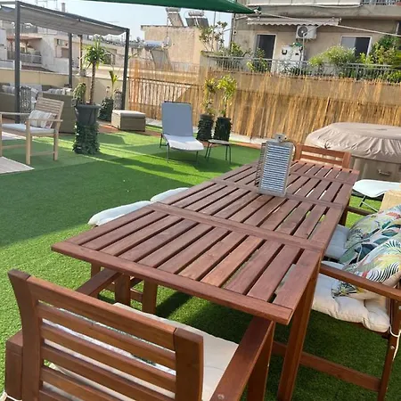 Large With Terrace And Spa Apartment *